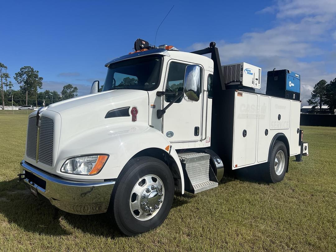Image of Kenworth T270 Primary image