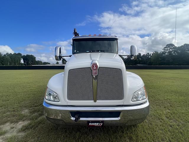 Image of Kenworth T270 equipment image 2