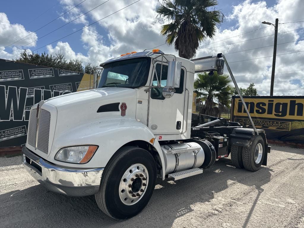 2019 Kenworth T270 Equipment Image0