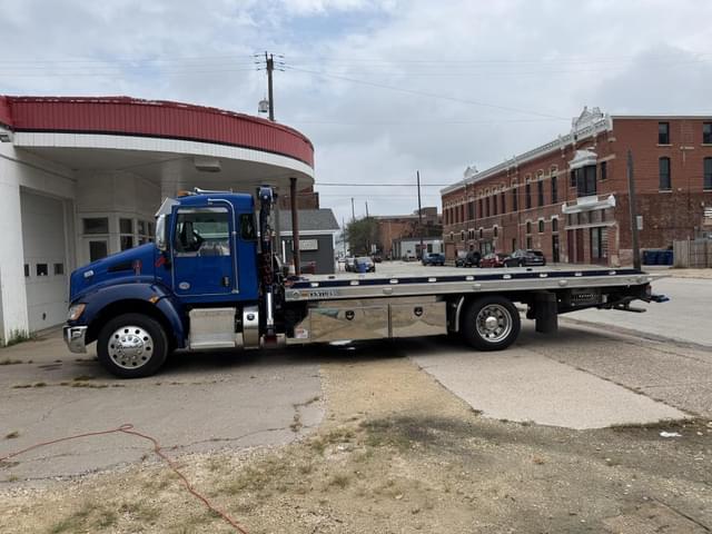 Image of Kenworth T270 equipment image 1