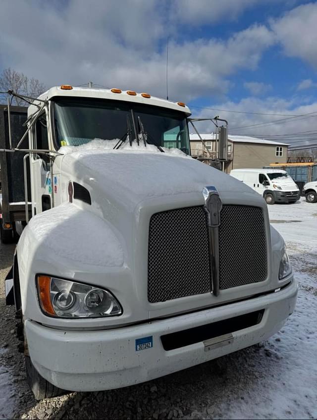 Image of Kenworth T370 equipment image 2
