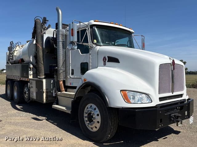 Image of Kenworth T400 equipment image 2