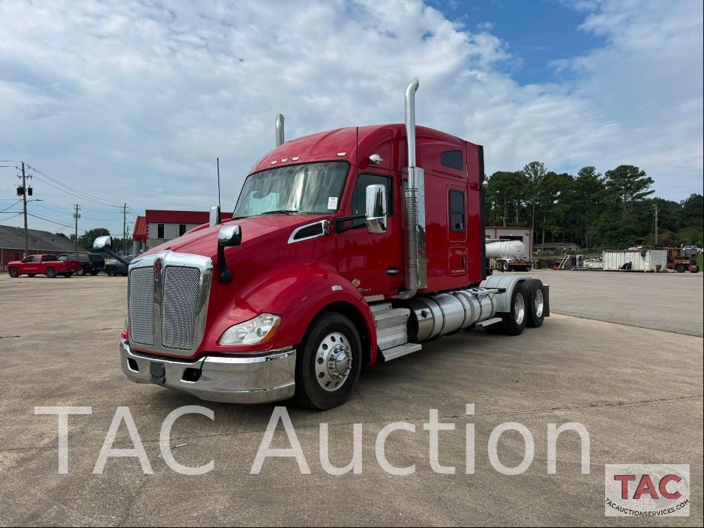 Image of Kenworth T680 Primary image