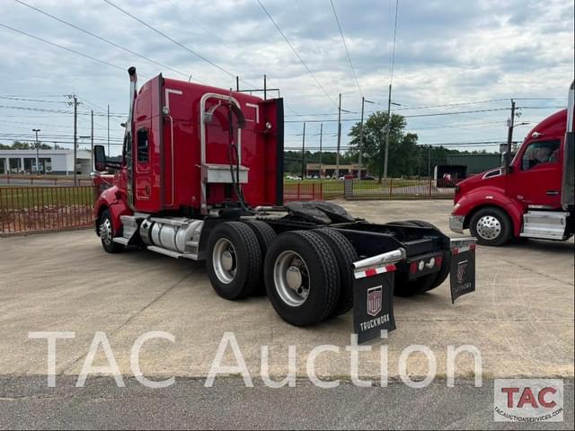 Image of Kenworth T680 equipment image 2