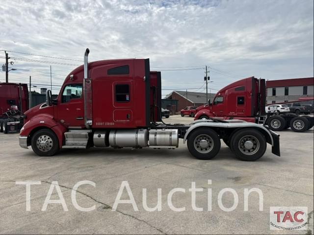 Image of Kenworth T680 equipment image 1