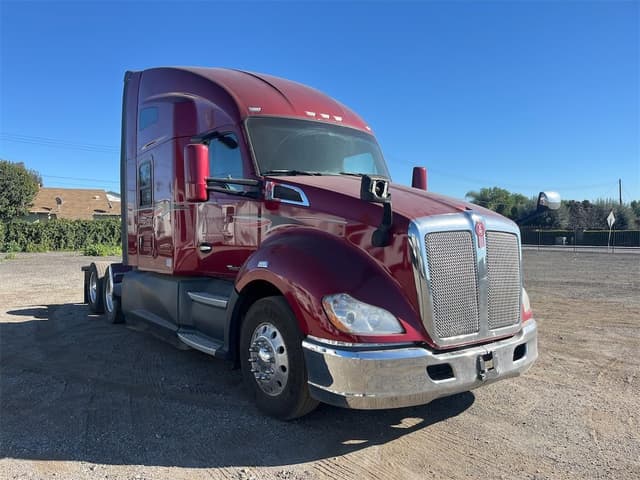 Image of Kenworth T680 equipment image 2