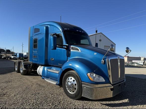 Image of Kenworth T680 equipment image 1