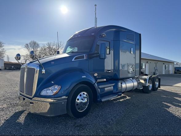 Image of Kenworth T680 Primary image