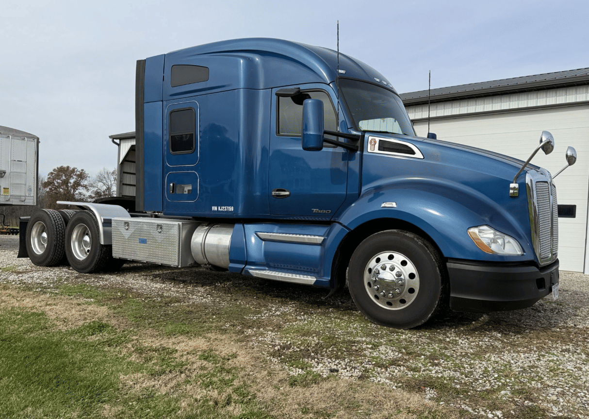 2019 Kenworth T680 Equipment Image0