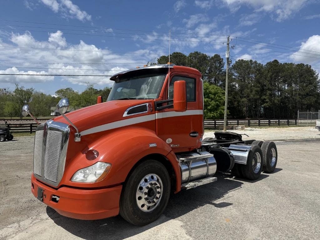 2019 Kenworth T680 Equipment Image0
