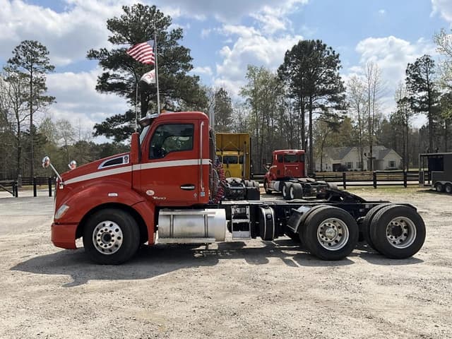 Image of Kenworth T680 equipment image 2