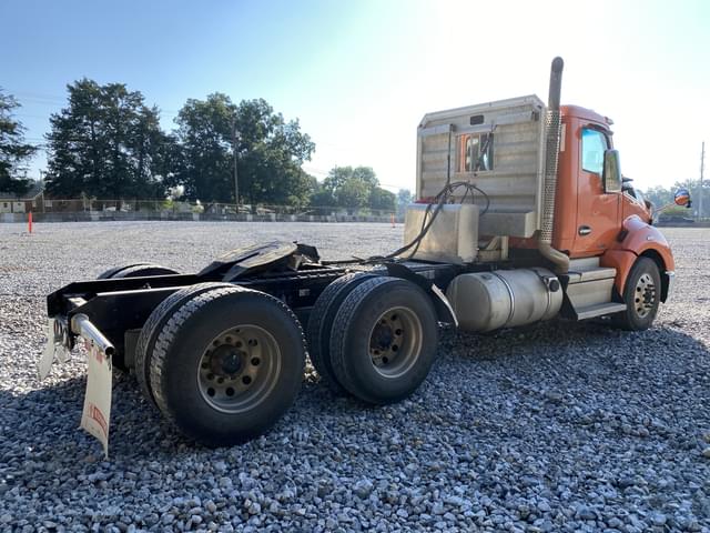 Image of Kenworth T680 equipment image 2