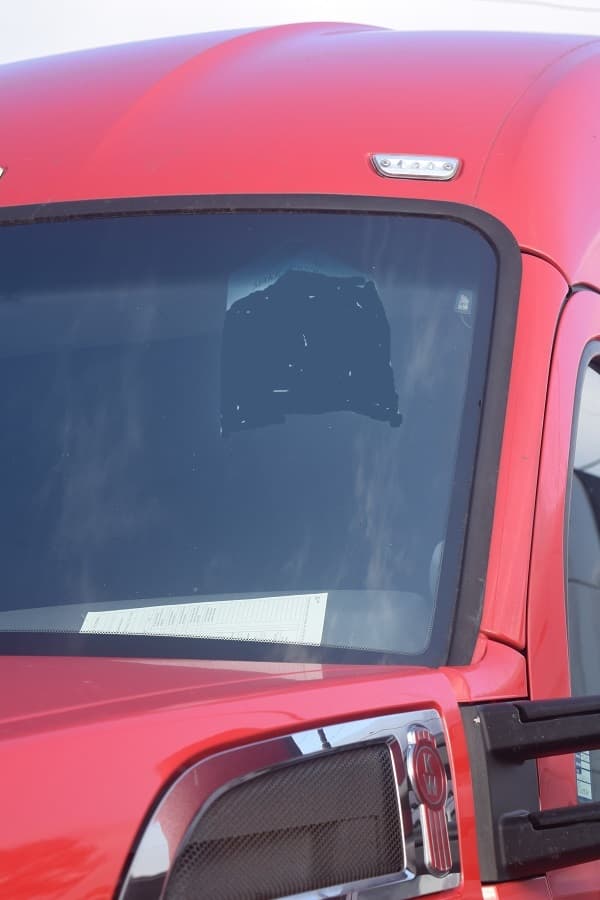 Image of Kenworth T680 equipment image 2