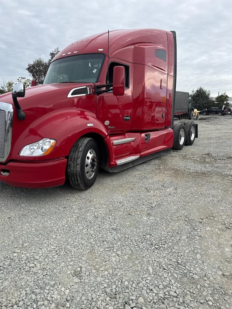 2019 Kenworth T680 Equipment Image0