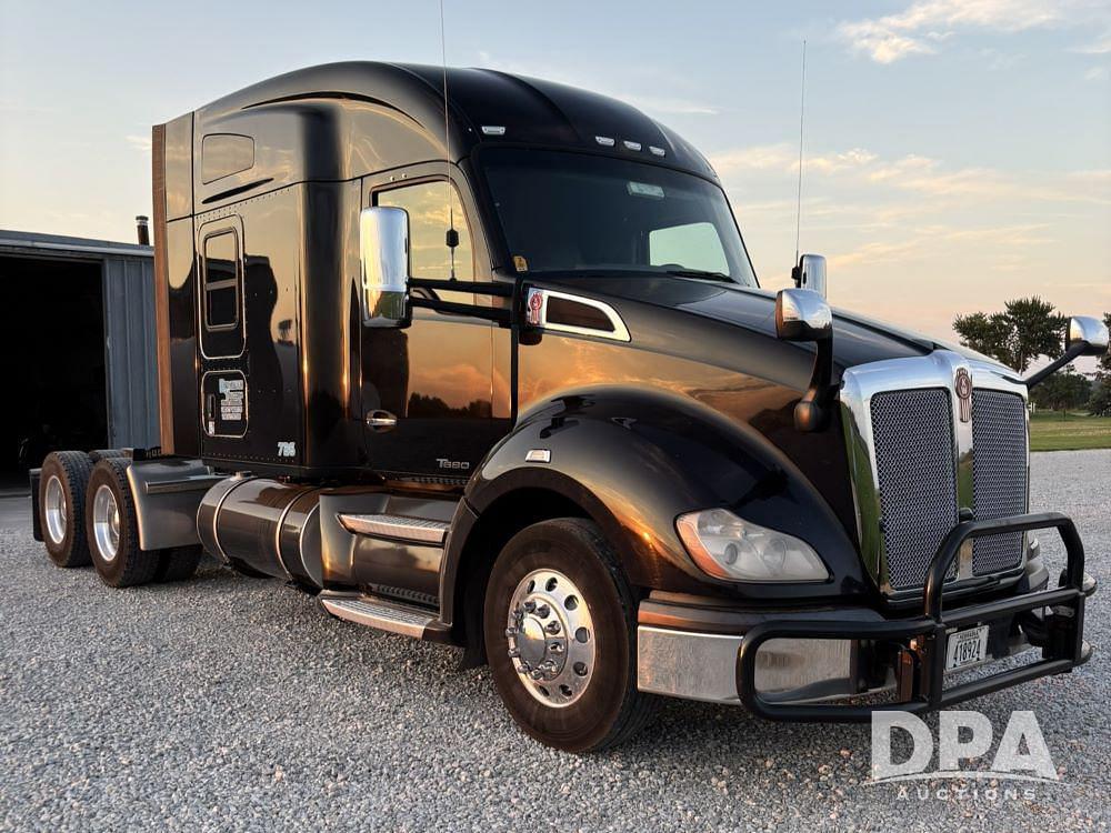 Image of Kenworth T680 Primary image