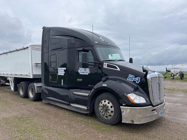 Image of Kenworth T680 equipment image 2