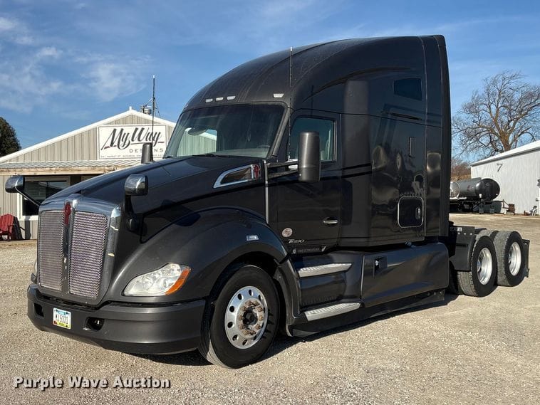 2019 Kenworth T680 Equipment Image0