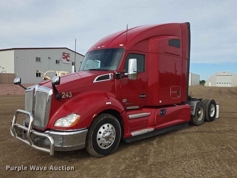 2019 Kenworth T680 Equipment Image0