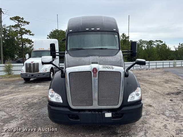 Image of Kenworth T680 equipment image 1