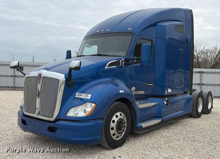 2019 Kenworth T680 Equipment Image0