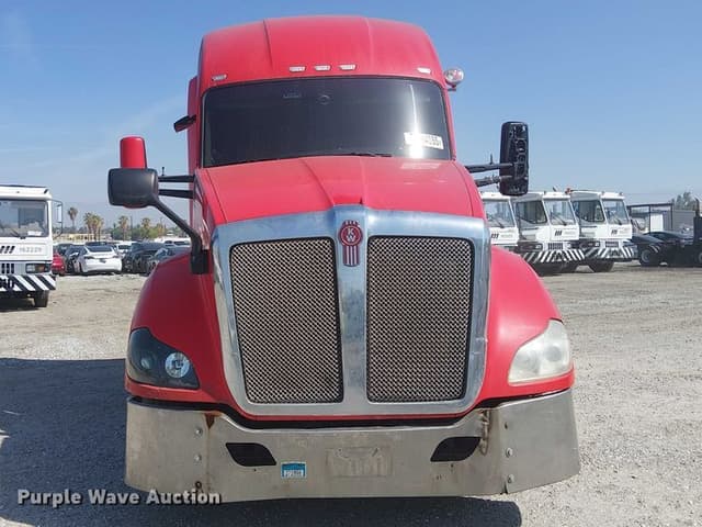 Image of Kenworth T680 equipment image 1