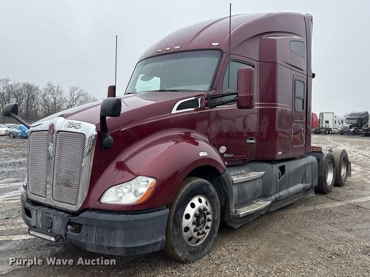 2019 Kenworth T680 Equipment Image0