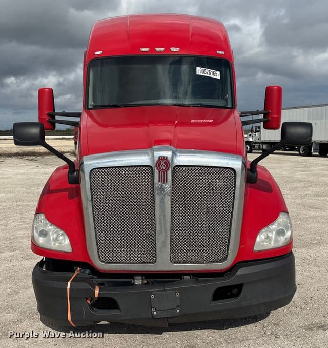Image of Kenworth T680 equipment image 1