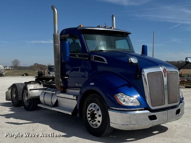 Image of Kenworth T680 equipment image 2