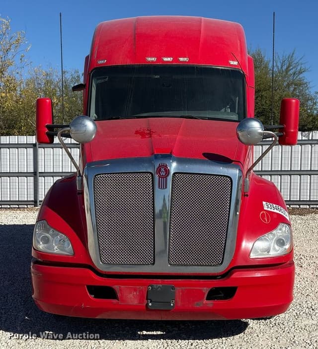 Image of Kenworth T680 equipment image 2