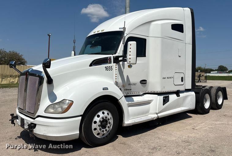 2019 Kenworth T680 Equipment Image0
