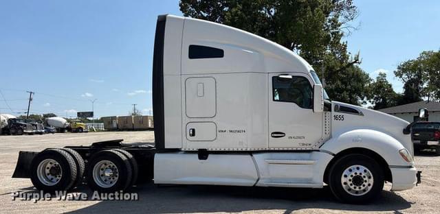Image of Kenworth T680 equipment image 3