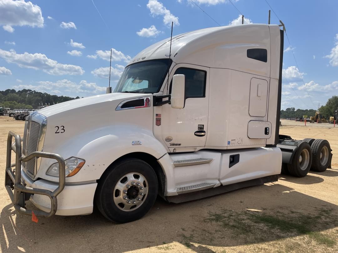 Image of Kenworth T680 Primary image
