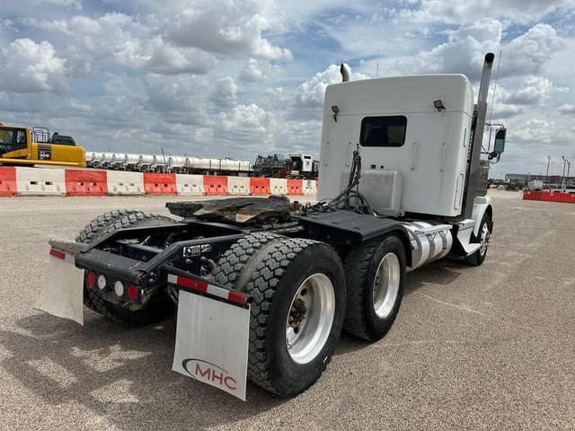 Image of Kenworth T800 equipment image 2
