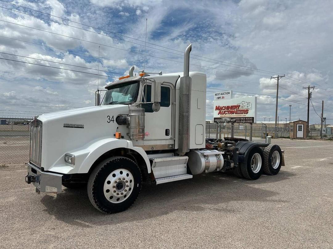 Image of Kenworth T800 Primary image