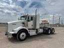 2019 Kenworth T800 Image