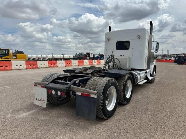 Image of Kenworth T800 equipment image 2