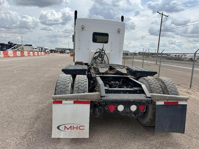 Image of Kenworth T800 equipment image 4