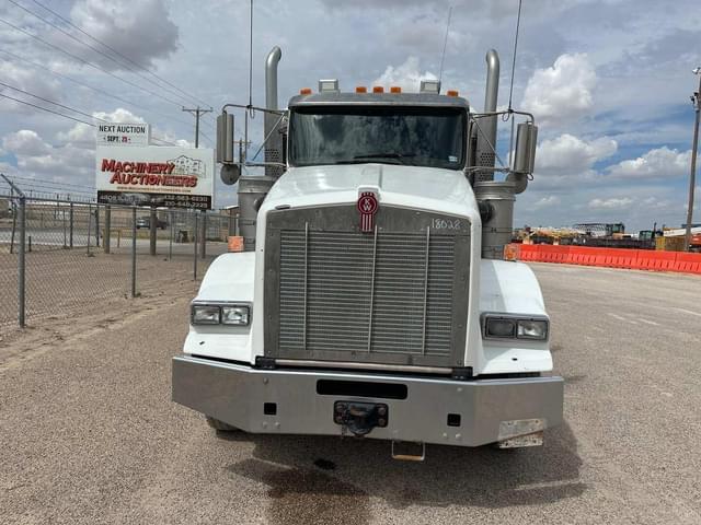 Image of Kenworth T800 equipment image 3