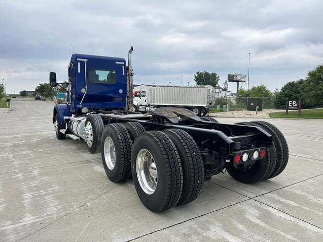 Image of Kenworth T800 equipment image 2