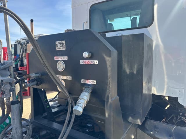 Image of Kenworth T800 equipment image 3