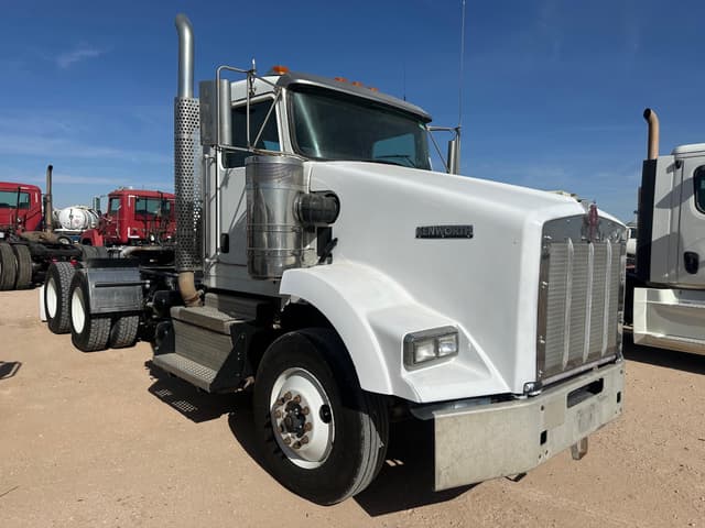 Image of Kenworth T800 equipment image 2