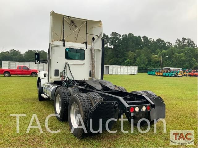 Image of Kenworth T880 equipment image 2