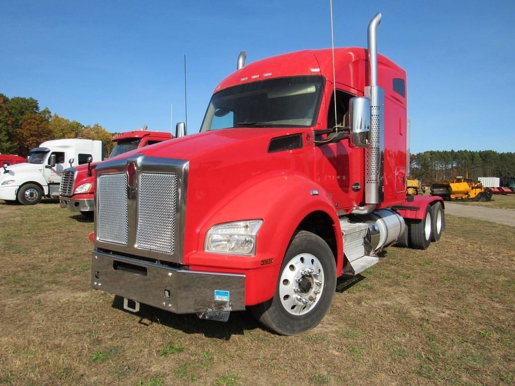 Image of Kenworth T880 Primary image