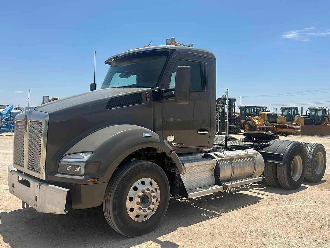 Image of Kenworth T880 Primary image