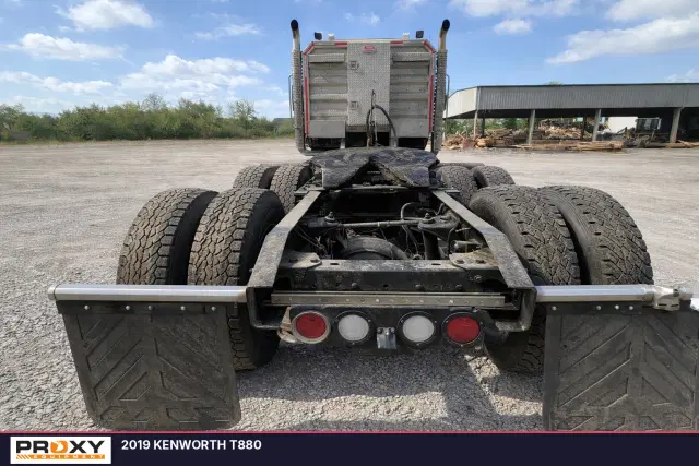 Image of Kenworth T880 equipment image 3