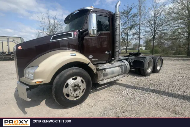 Image of Kenworth T880 equipment image 1