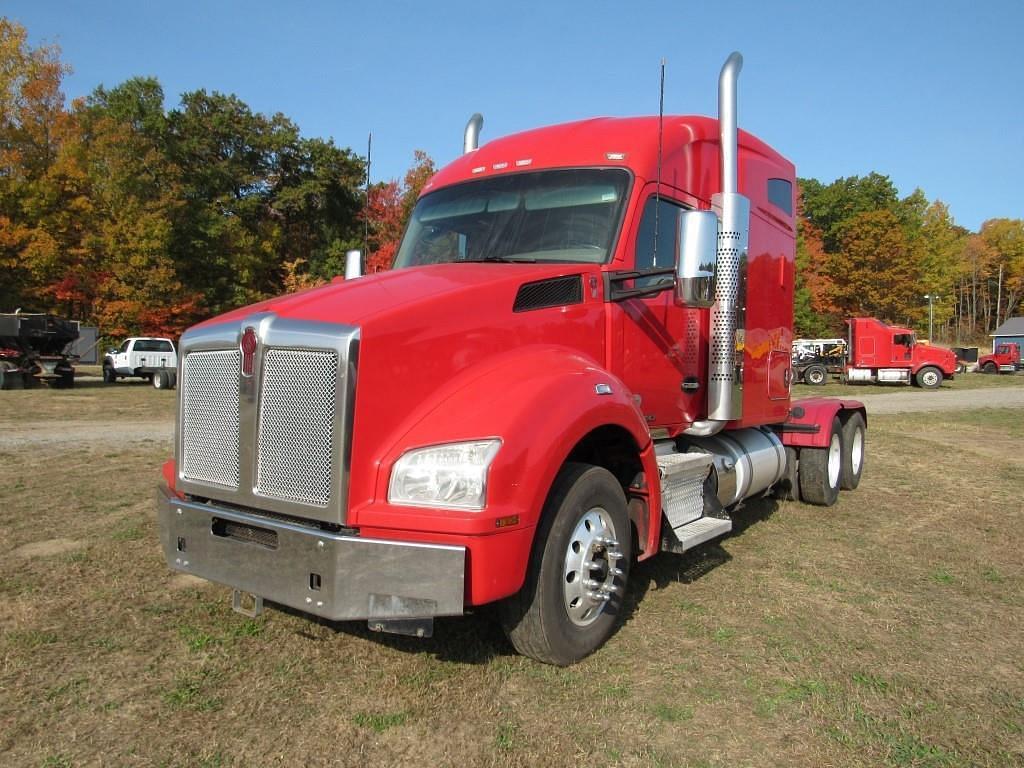 Image of Kenworth T880 Primary image