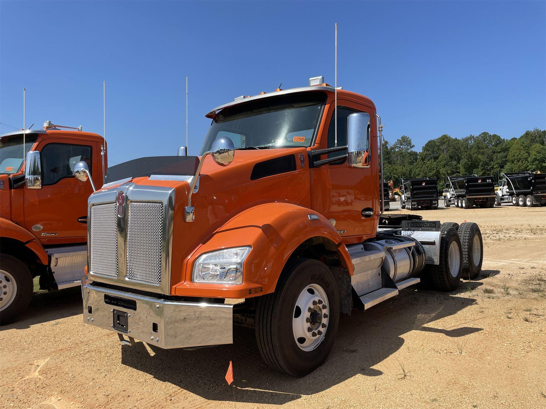 Main image Kenworth T880