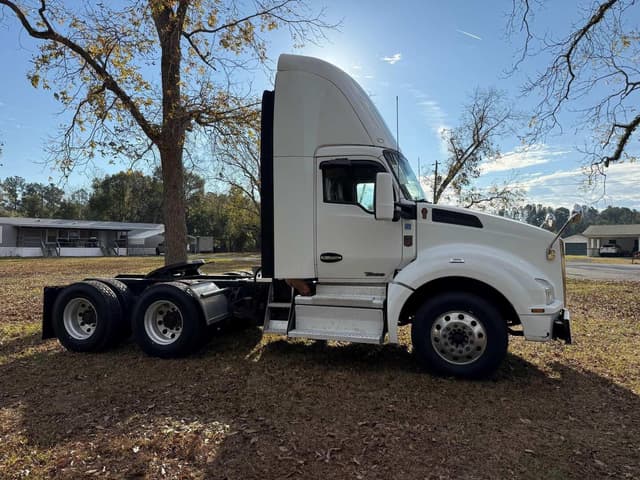 Image of Kenworth T880 equipment image 3