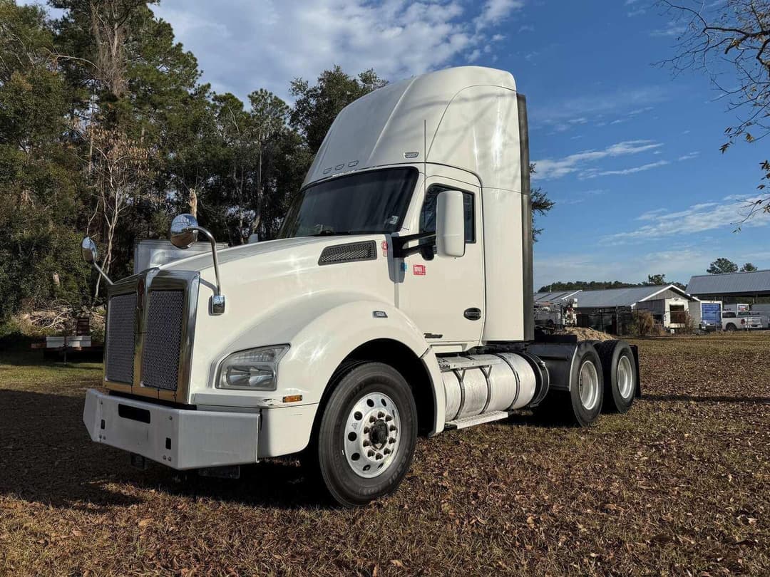 Image of Kenworth T880 Primary image